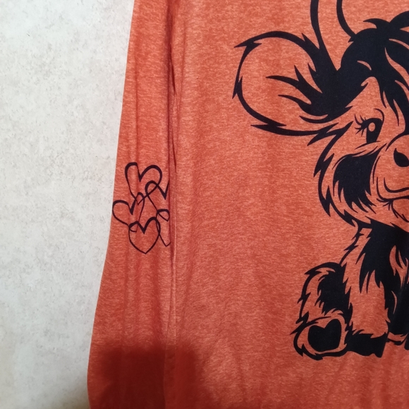 Orange Long Sleeve Shirt with Cow Print  And Hearts Size Medium - Picture 5 of 5